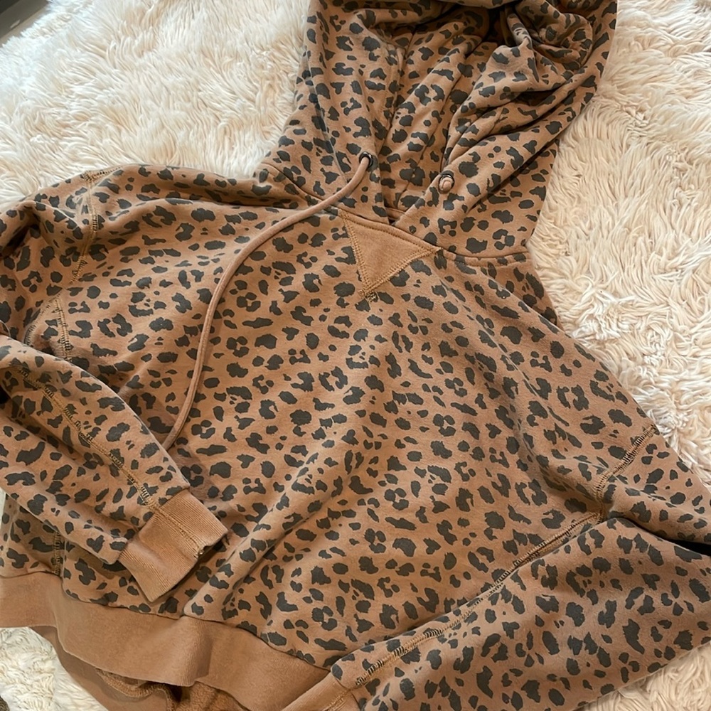 Cropped Hoodie